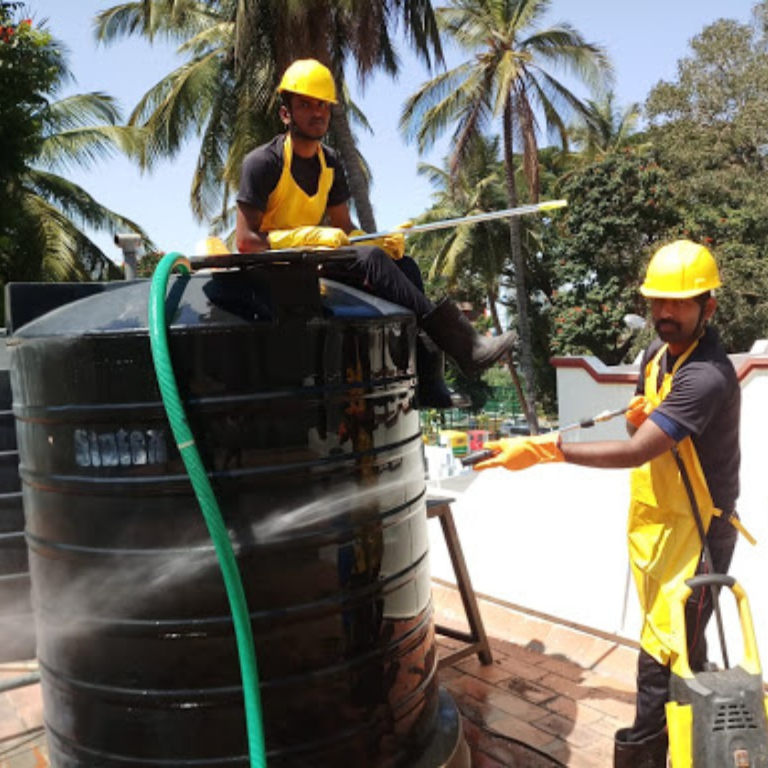 Plastic Water Tank Cleaning Service